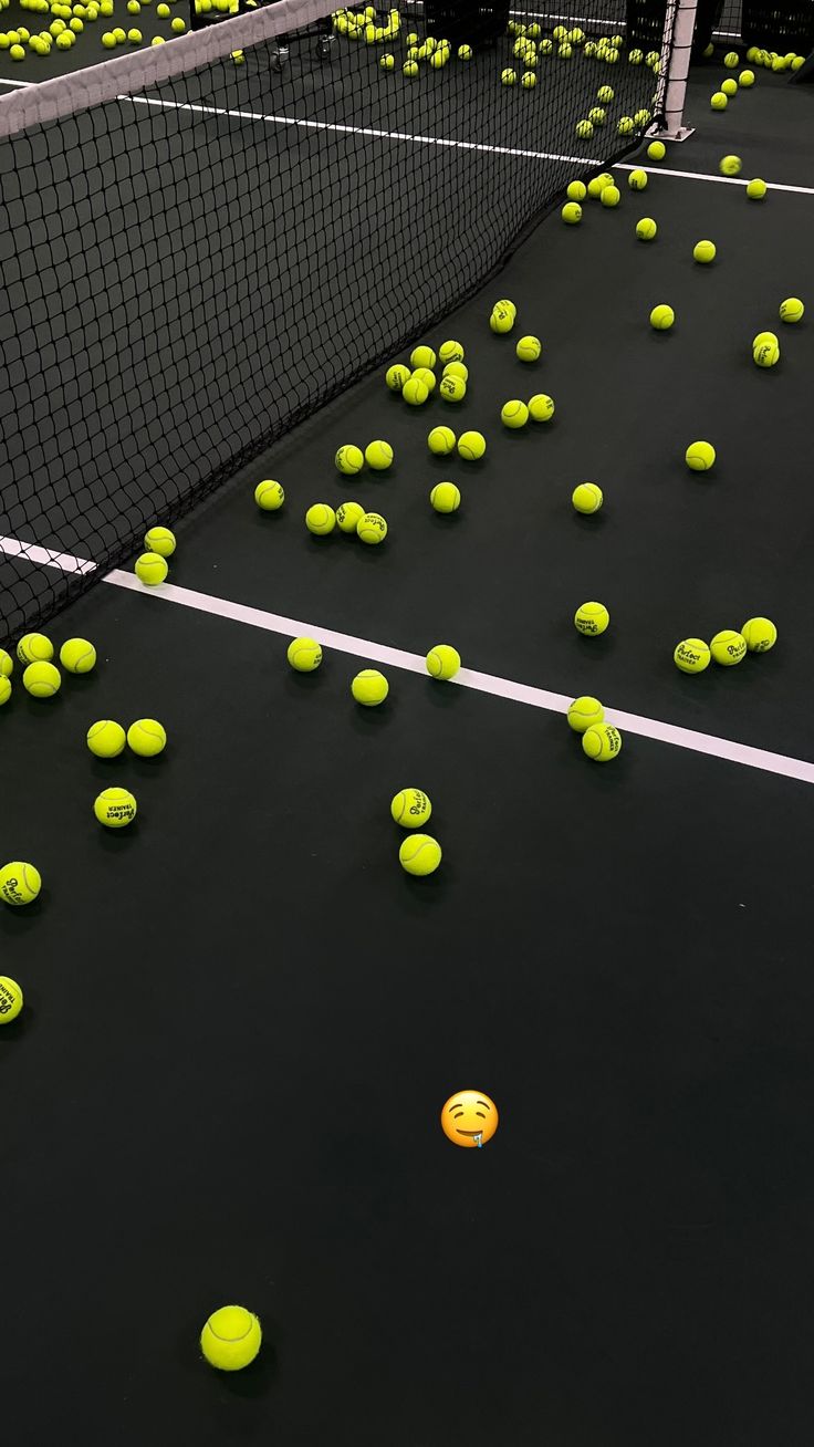 PADEL BY SELF